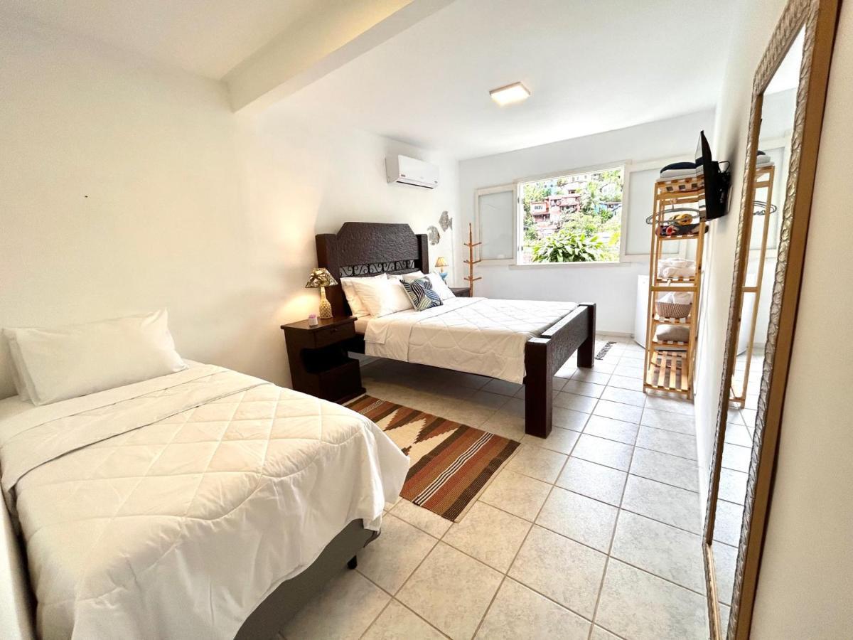Casa Amarela Bed & Breakfast Angra dos Reis Exterior photo