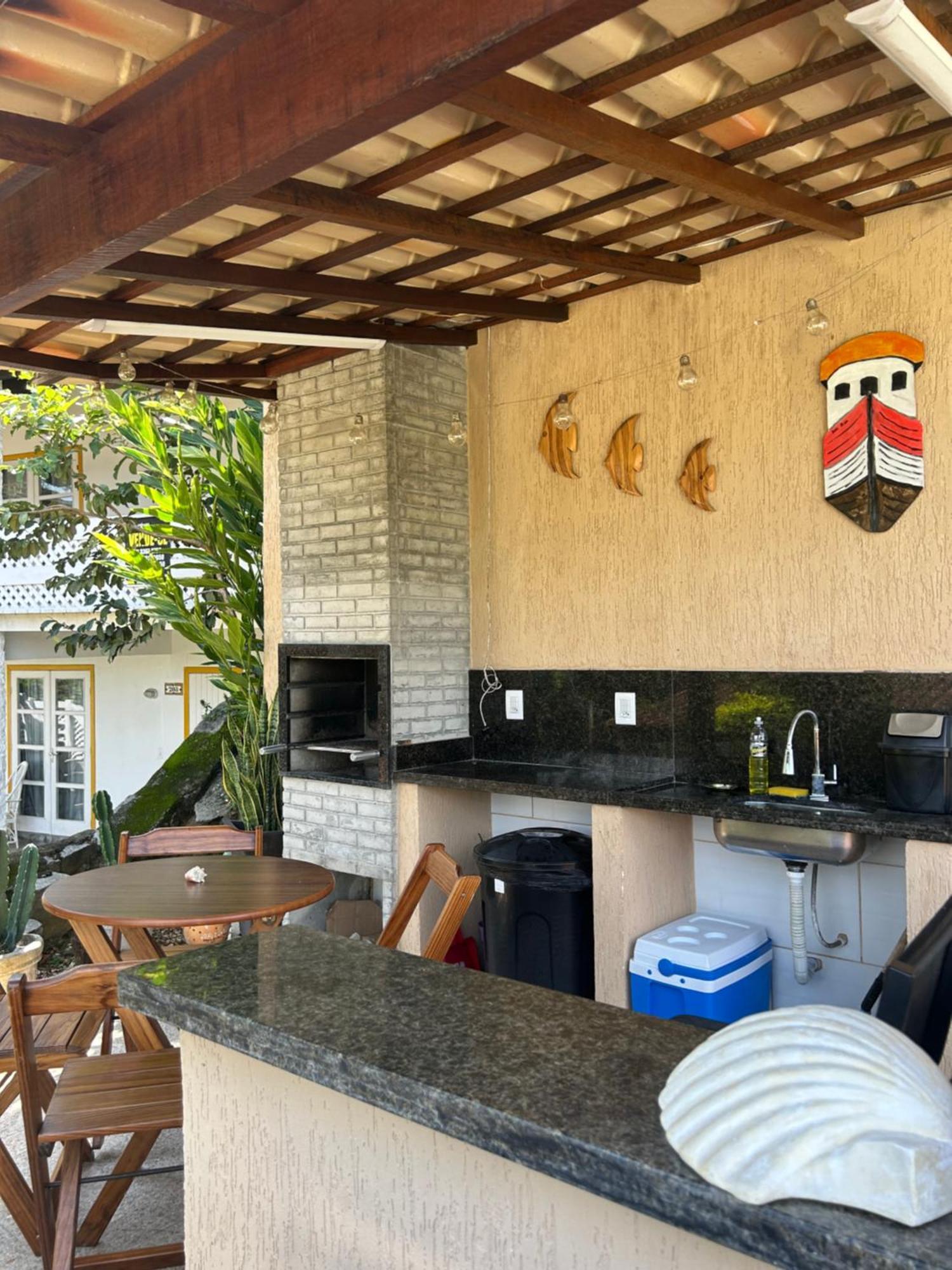 Casa Amarela Bed & Breakfast Angra dos Reis Exterior photo