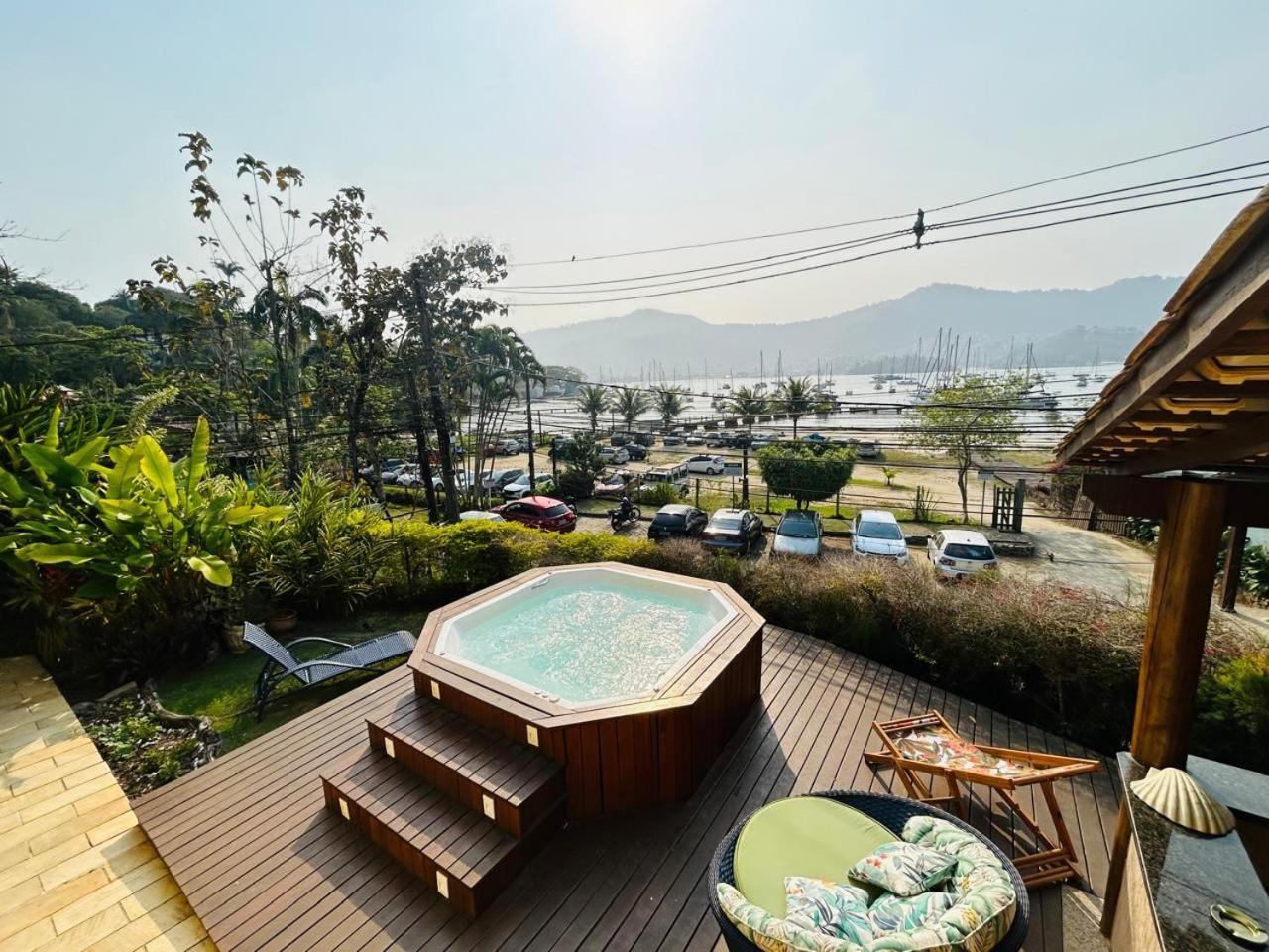 Casa Amarela Bed & Breakfast Angra dos Reis Exterior photo